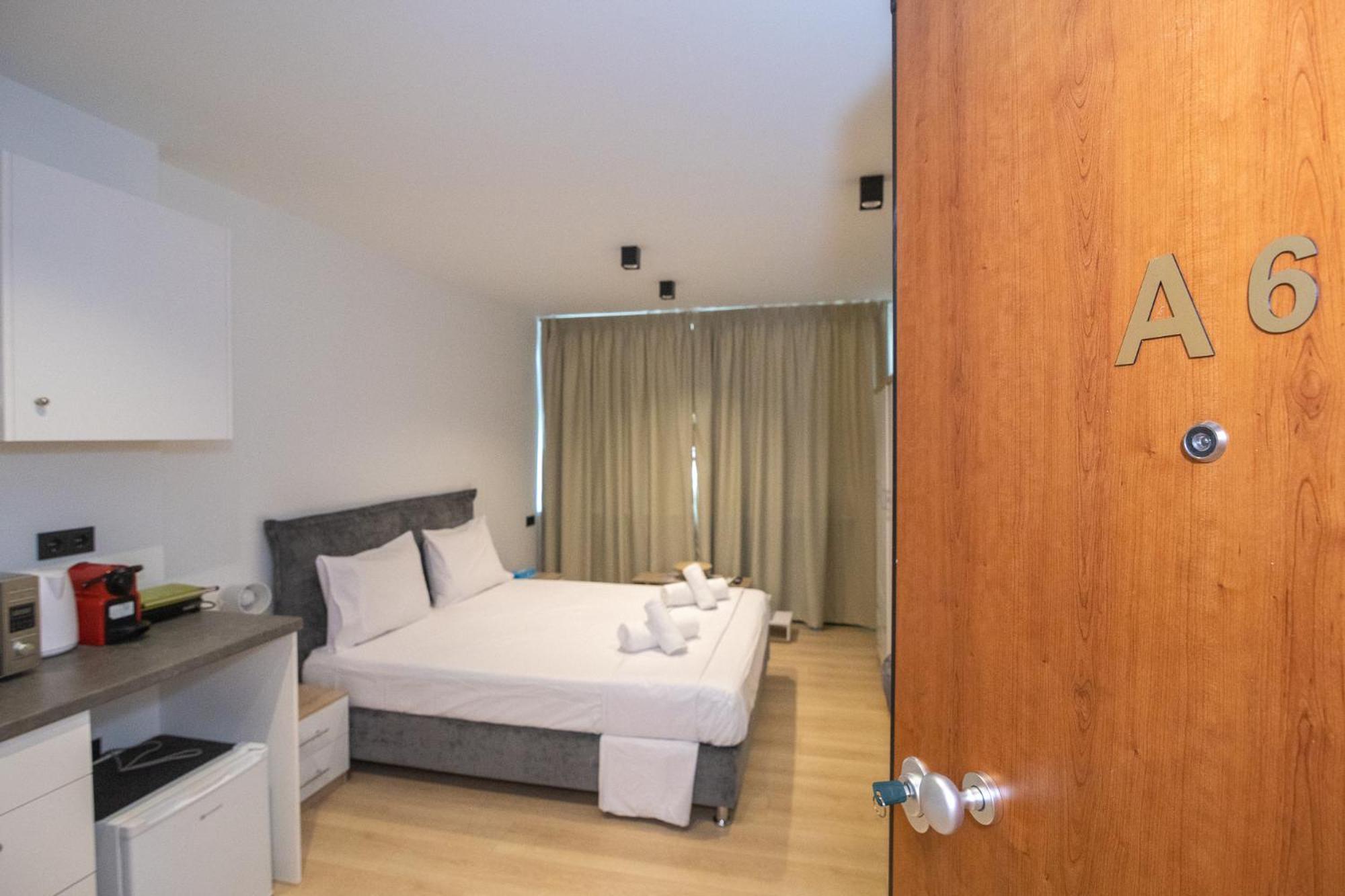 Facadoro Apartment *
